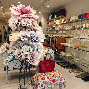 ドンナ・ドナ 神戸岡本店内観