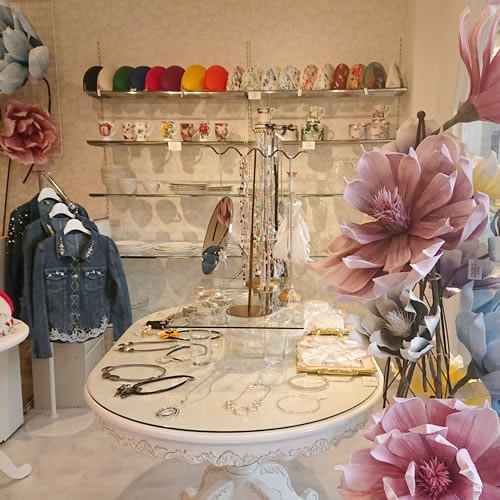 ドンナ・ドナ 西宮夙川店内観